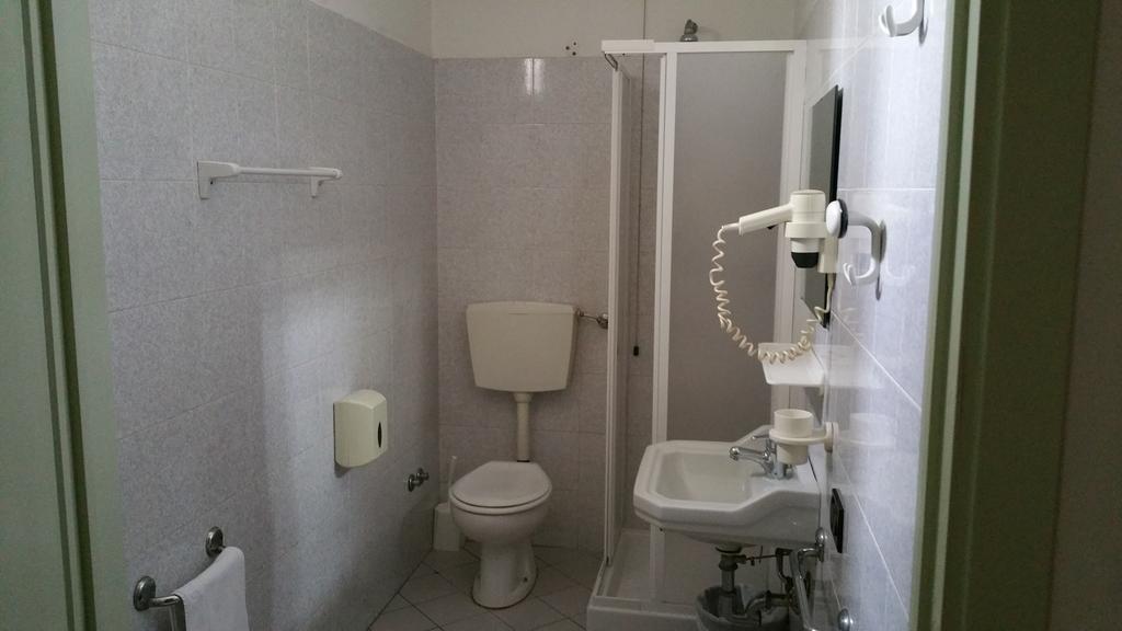Redi Hotel 3*